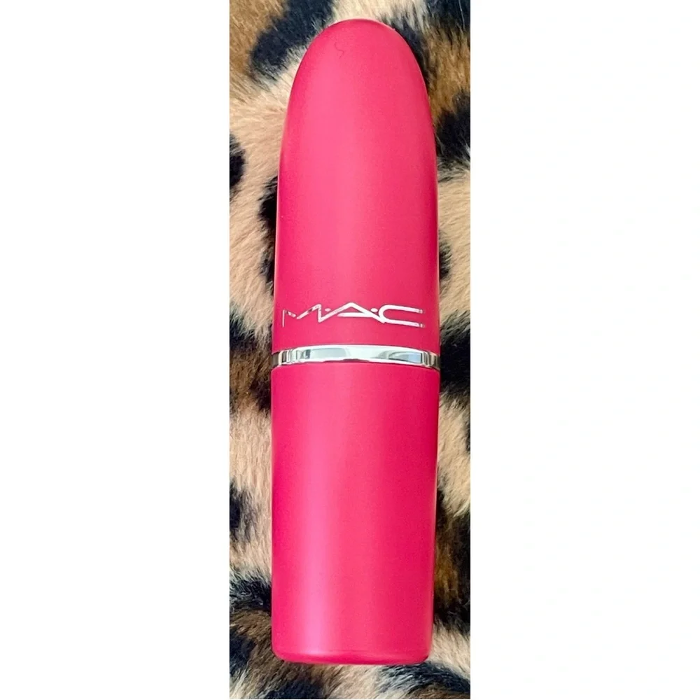 Limited Edition M.A.C Cosmetics The Perfect Bow Matte Lipstick